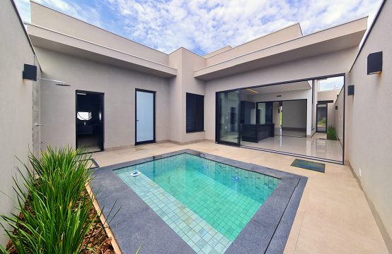 Casa nova com 3 suítes e piscina no Condomínio SetLife 1 Mirassol